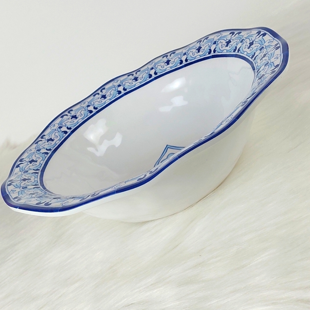 Q Squared Melamine Serving Bowl